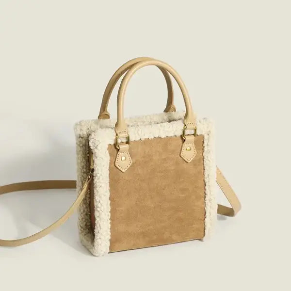 2024 New Trendy Lamb Wool Women’s Shoulder Bag Large Plush Handbag Niche Design Handbag Polyester Fiber Lining Hip Hop