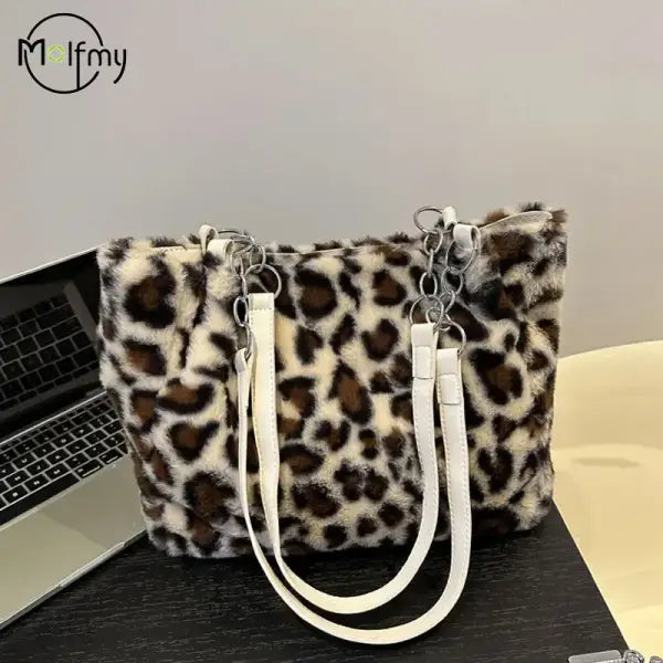 Plush Shoulder Underarm Handbag Women Leopard Tote Bags Lady Luxury Fluffy Shoulder Bag Chain Large Capacity Commuter